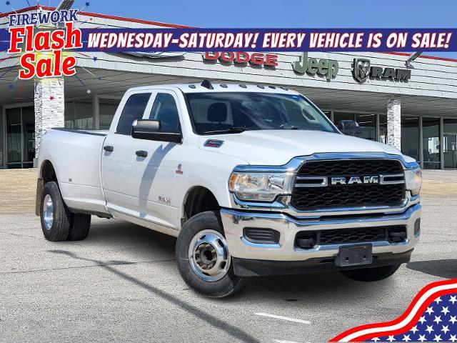 2020 Ram 3500 Vehicle Photo in Ennis, TX 75119-5114