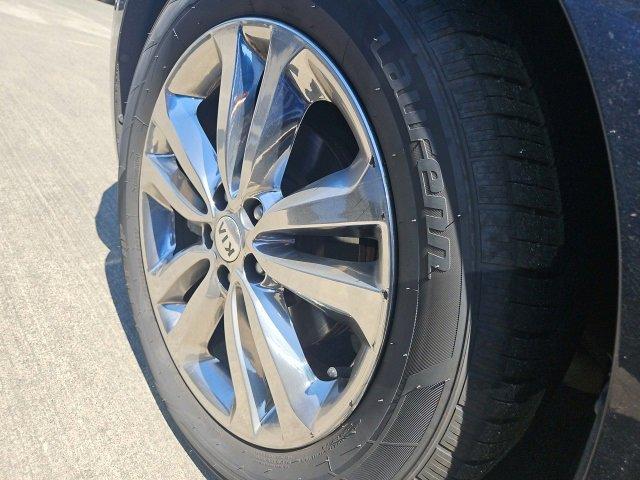 2016 Kia Sedona Vehicle Photo in PUYALLUP, WA 98371-4149