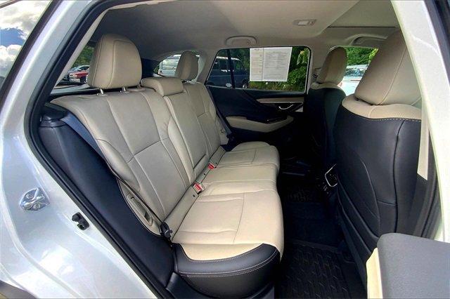 2024 Subaru Outback Vehicle Photo in KANSAS CITY, MO 64114-4545