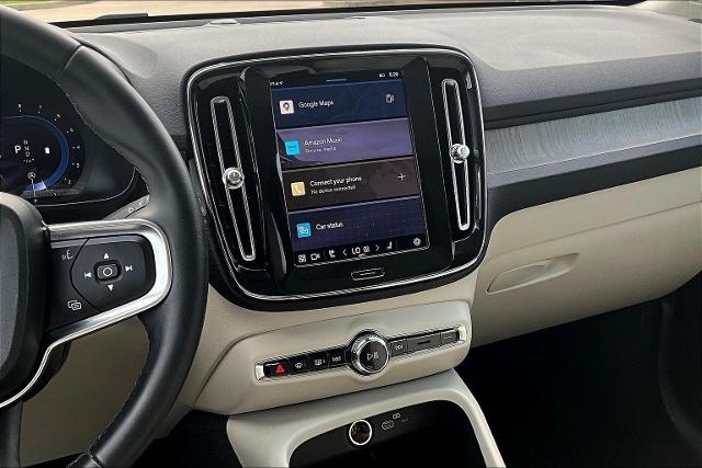 2024 Volvo XC40 Vehicle Photo in Houston, TX 77007