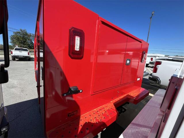 2024 Chevrolet Silverado 3500 HD Chassis Cab Vehicle Photo in ALCOA, TN 37701-3235