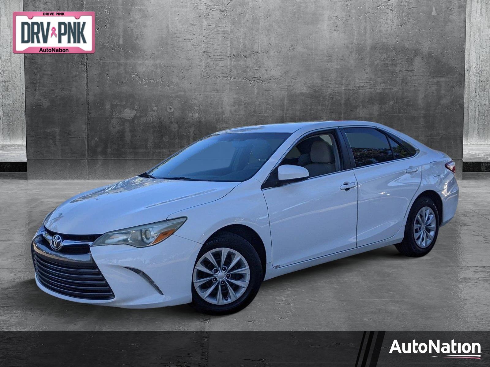 2015 Toyota Camry Vehicle Photo in Pembroke Pines , FL 33084