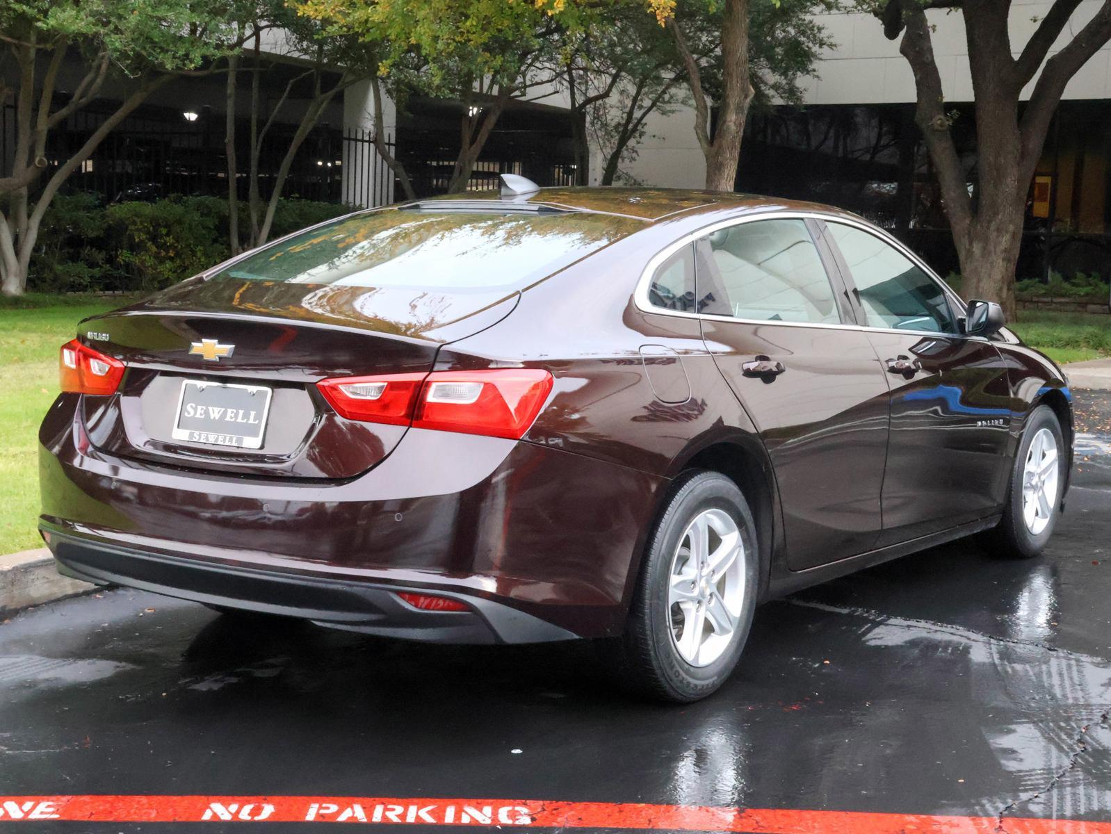 2021 Chevrolet Malibu Vehicle Photo in DALLAS, TX 75209-3095