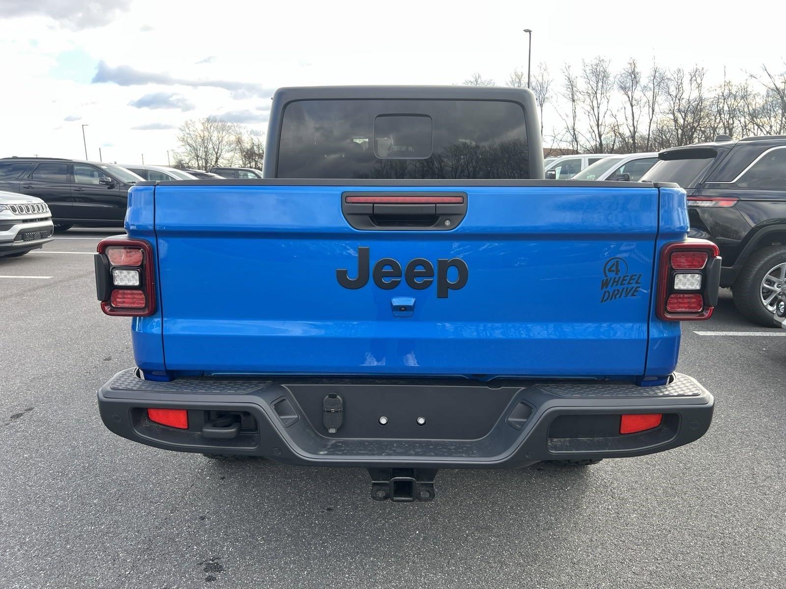 2025 Jeep Gladiator Vehicle Photo in Mechanicsburg, PA 17050-1707