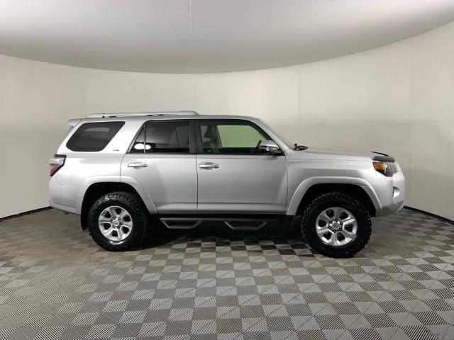 Used 2018 Toyota 4Runner SR5 Premium with VIN JTEBU5JR4J5544332 for sale in Gladstone, OR