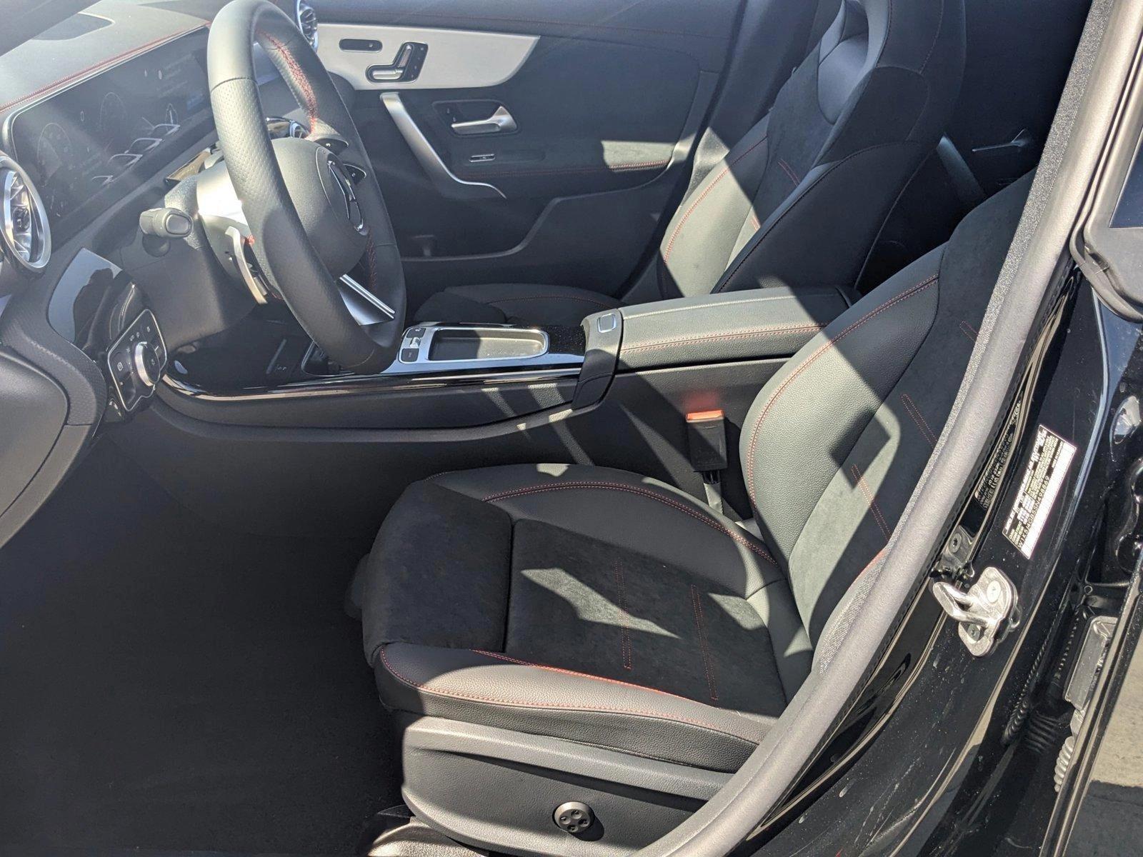 2025 Mercedes-Benz CLA Vehicle Photo in Coconut Creek, FL 33073