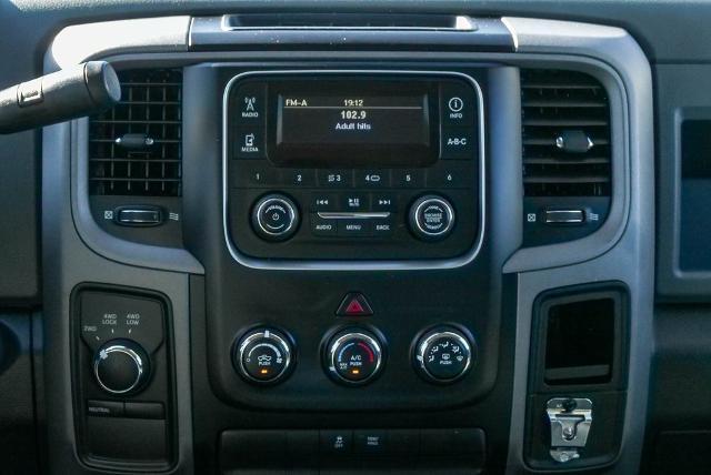 2015 Ram 1500 Vehicle Photo in VENTURA, CA 93003-8585