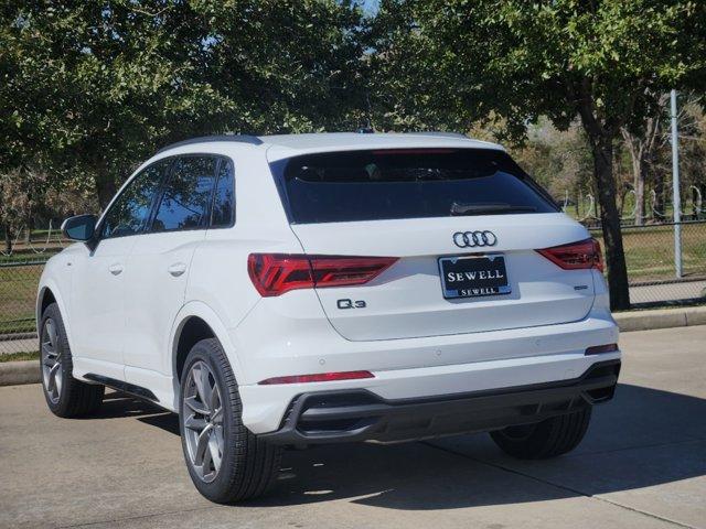 2025 Audi Q3 Vehicle Photo in HOUSTON, TX 77090