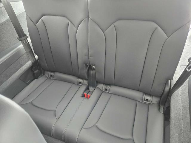 2025 Audi Q7 Vehicle Photo in SUGAR LAND, TX 77478