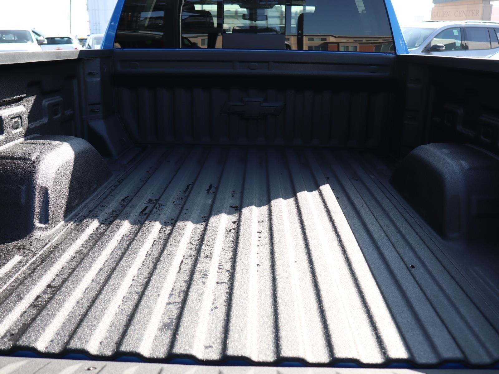2025 Chevrolet Silverado 1500 Vehicle Photo in LOS ANGELES, CA 90007-3794