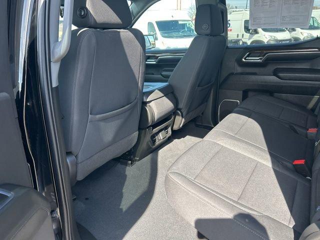 2024 GMC Sierra 1500 Vehicle Photo in MEDINA, OH 44256-9631