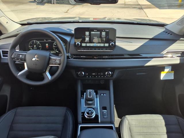 2025 Mitsubishi Outlander Plug-In Hybrid Vehicle Photo in Tampa, FL 33612