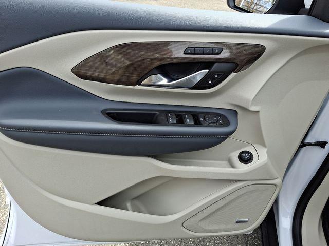 2023 GMC Terrain Vehicle Photo in WATERTOWN, CT 06795-3318