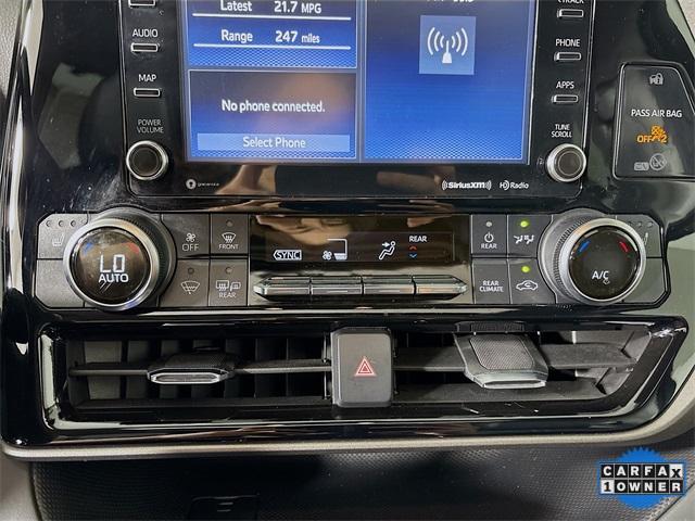 2022 Toyota Highlander Vehicle Photo in Puyallup, WA 98371