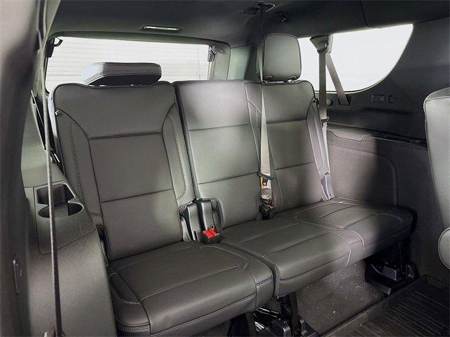 2025 GMC Yukon XL Vehicle Photo in PUYALLUP, WA 98371-4149