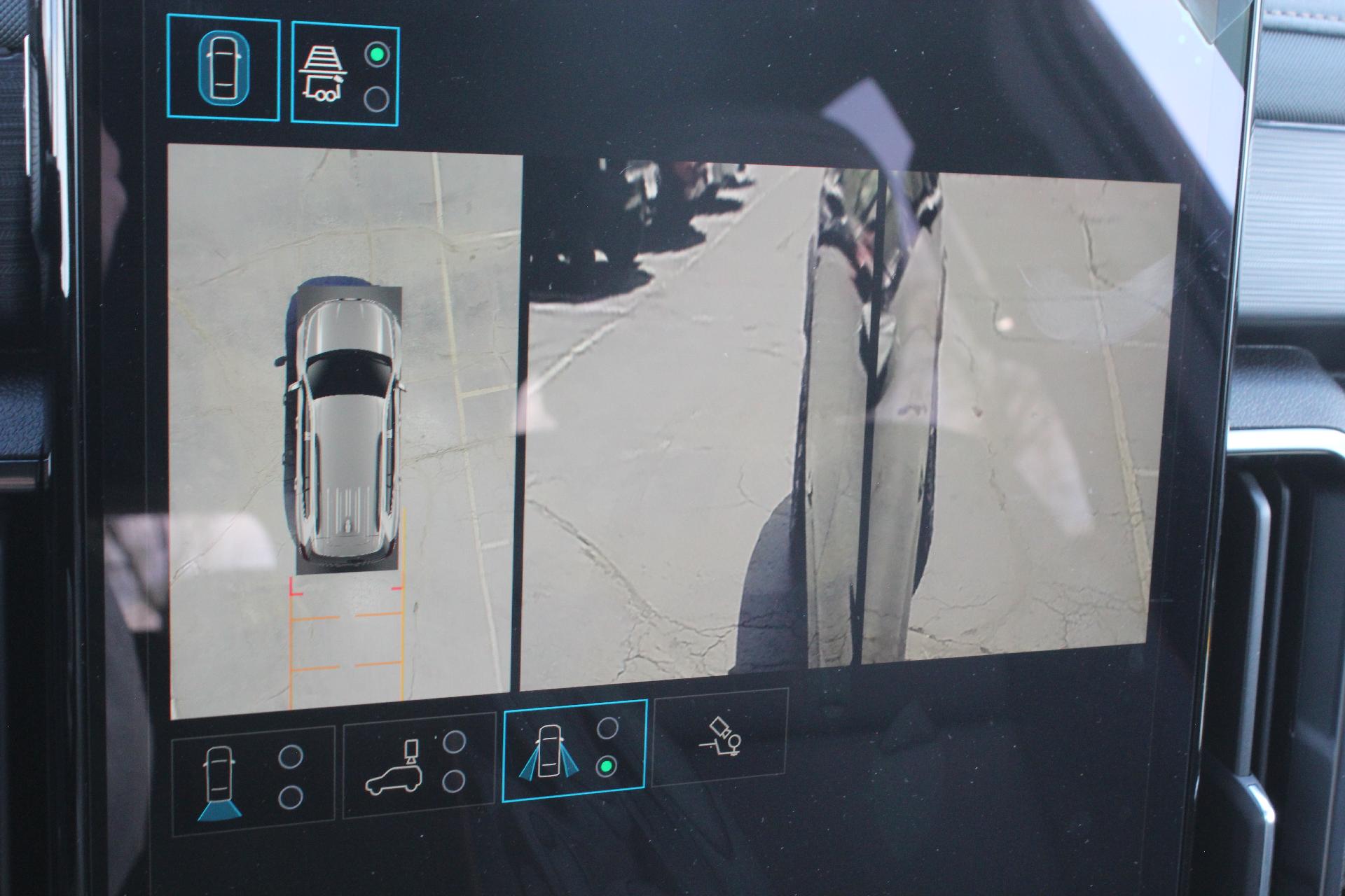 2025 GMC Acadia Vehicle Photo in AURORA, CO 80012-4011