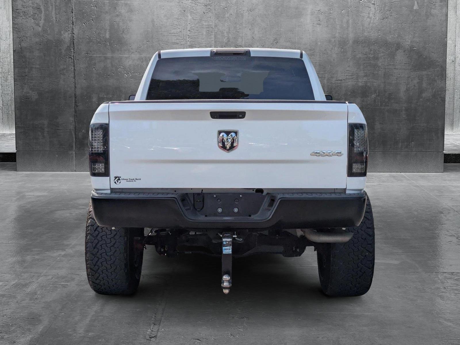 2017 Ram 1500 Vehicle Photo in GREENACRES, FL 33463-3207