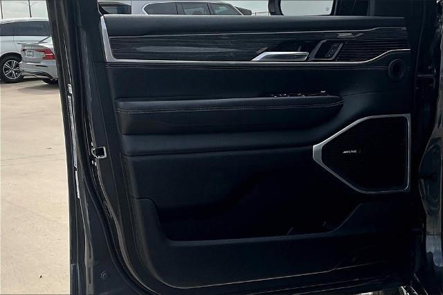 2022 Jeep Wagoneer Vehicle Photo in Grapevine, TX 76051
