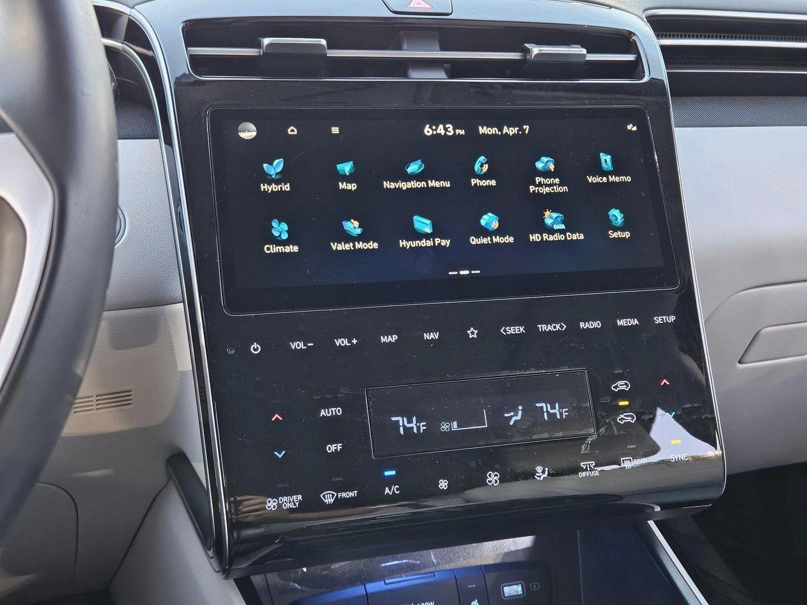 2024 Hyundai TUCSON Hybrid Vehicle Photo in Pembroke Pines , FL 33027