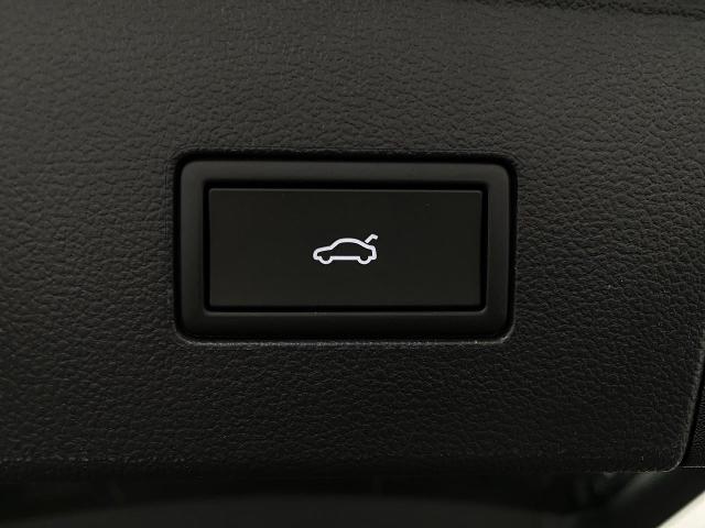 2025 Volkswagen Atlas Vehicle Photo in Appleton, WI 54913