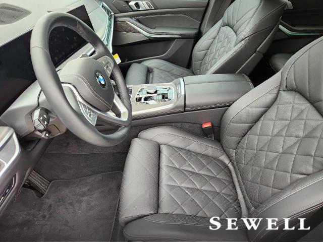 2025 BMW X7 xDrive40i Vehicle Photo in PLANO, TX 75024