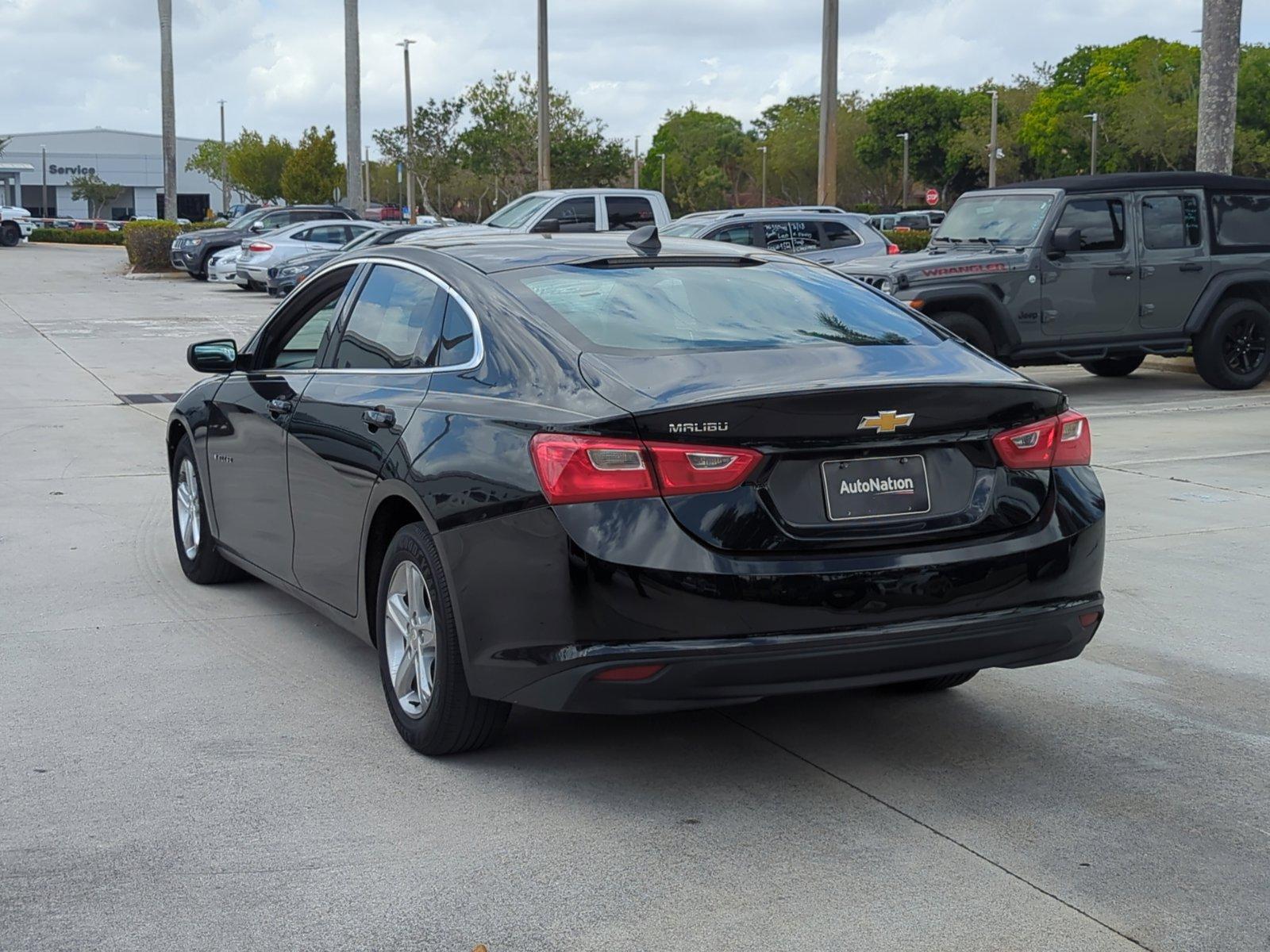 2019 Chevrolet Malibu Vehicle Photo in Pembroke Pines, FL 33027
