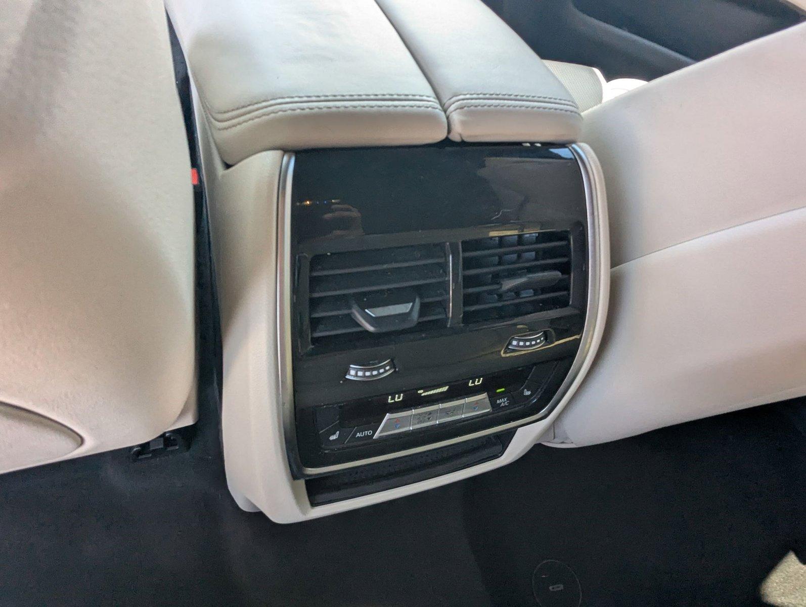 2022 BMW X6 M50i Vehicle Photo in Delray Beach, FL 33444