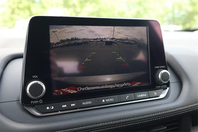 2025 Nissan Rogue Vehicle Photo in Hazelwood, MO 63042