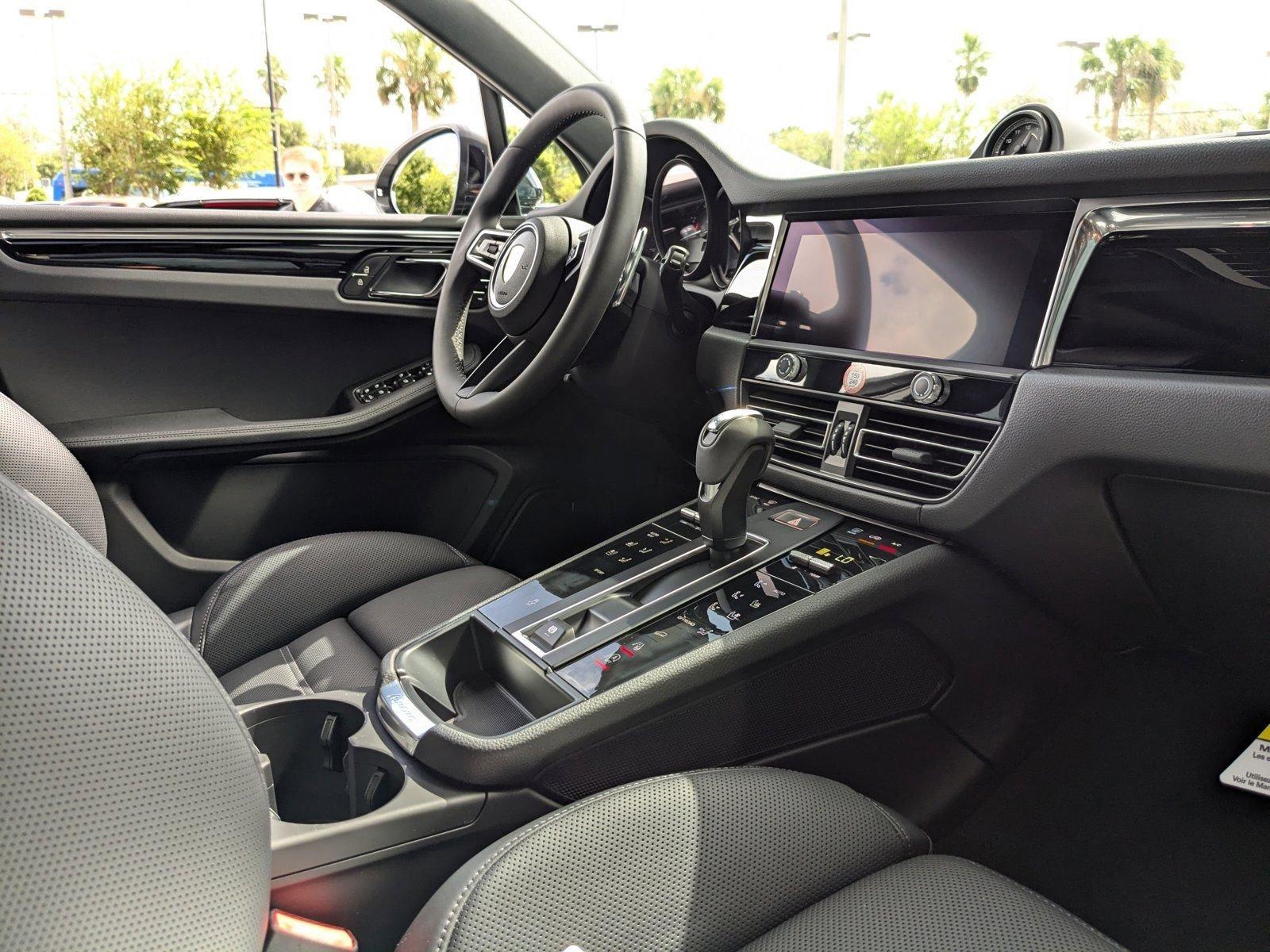 2025 Porsche Macan Vehicle Photo in Maitland, FL 32751