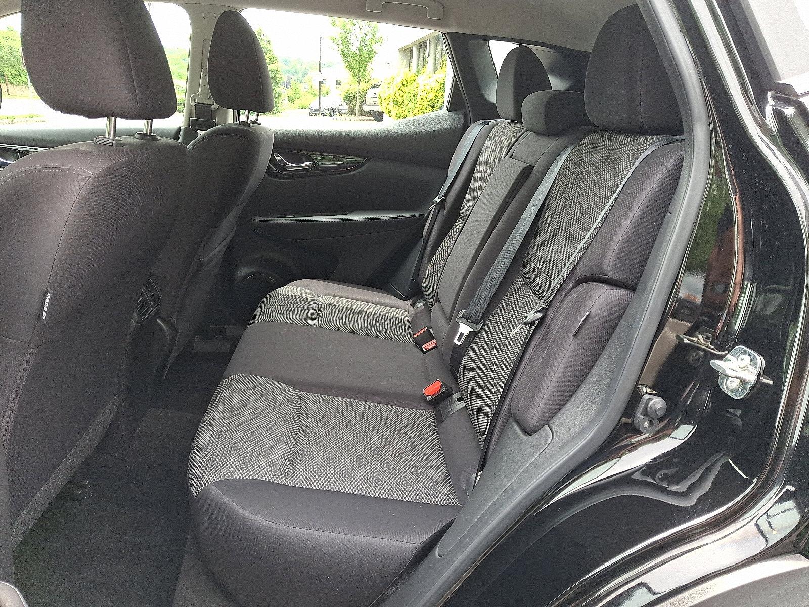 2022 Nissan Rogue Sport Vehicle Photo in Jenkintown, PA 19046