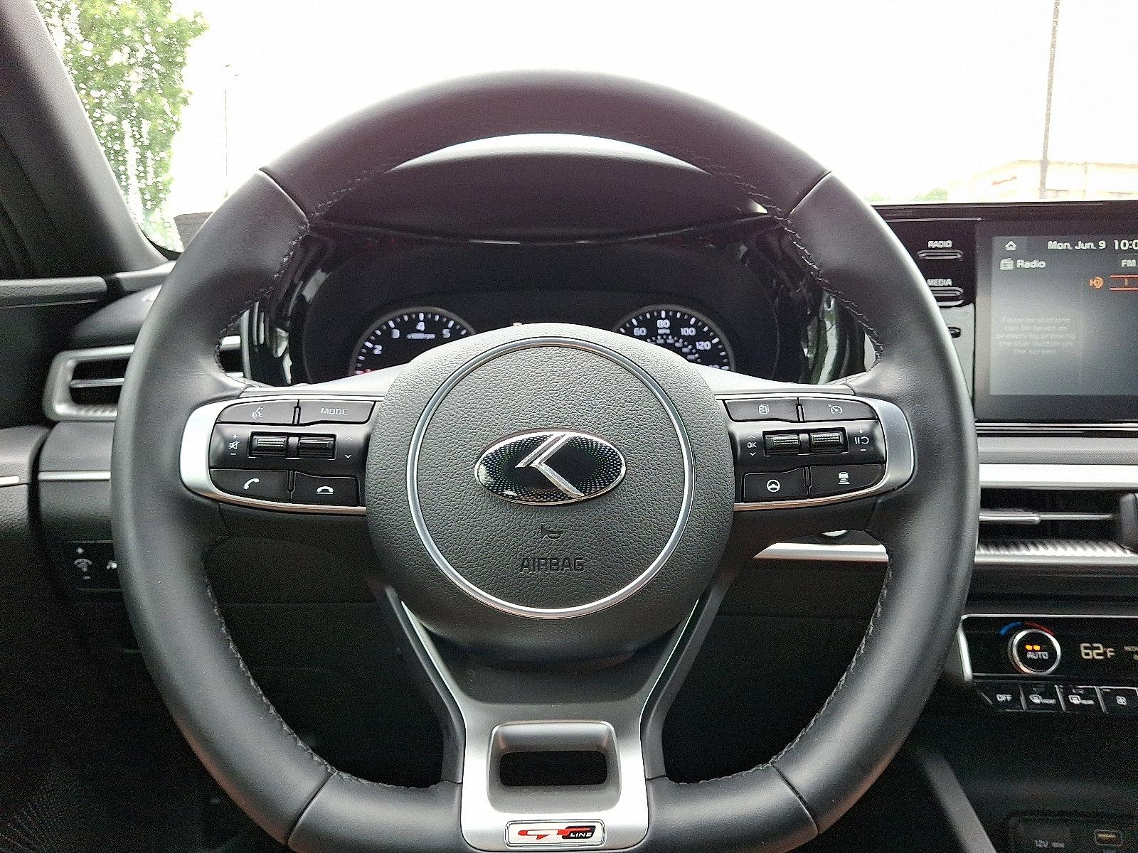 2021 Kia K5 Vehicle Photo in Willow Grove, PA 19090