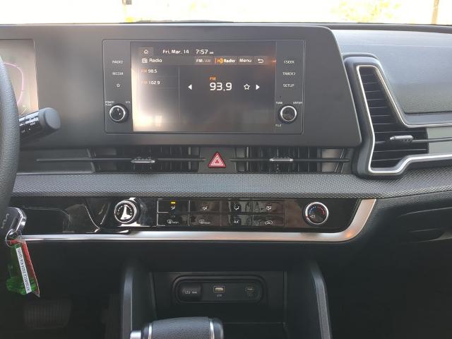 2024 Kia Sportage Vehicle Photo in Brunswick, GA 31525