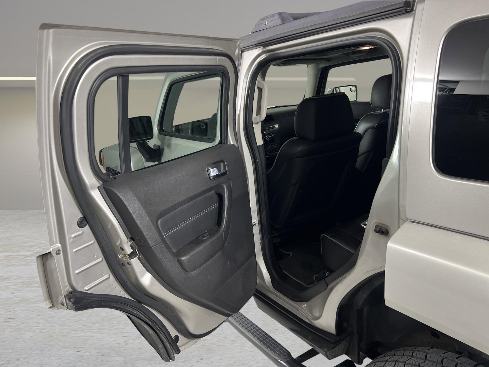 2008 HUMMER H3 Vehicle Photo in GEORGETOWN, TX 78626-7508