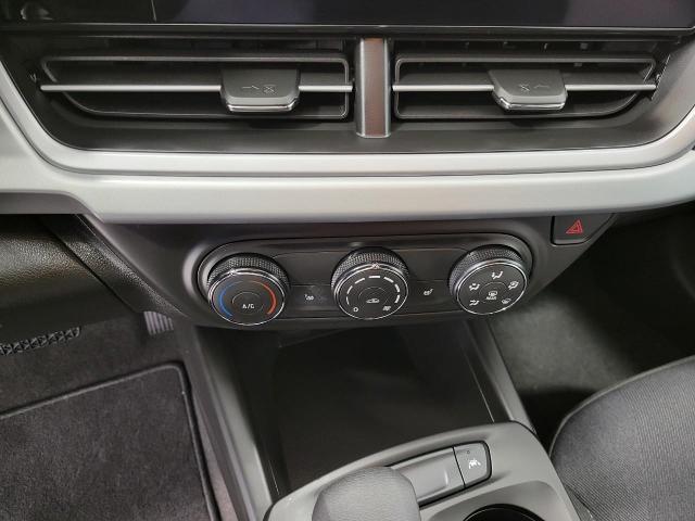 2025 Chevrolet Trax Vehicle Photo in APPLETON, WI 54914-4656