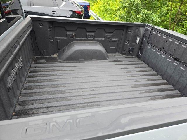 2024 GMC Sierra 1500 Vehicle Photo in Pleasant Hills, PA 15236