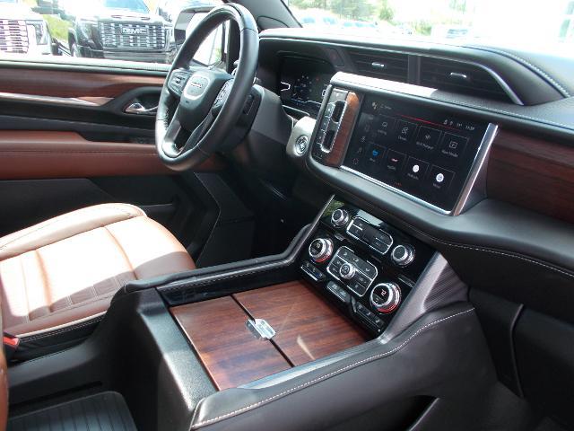2023 GMC Yukon Vehicle Photo in LOWELL, MA 01852-4336