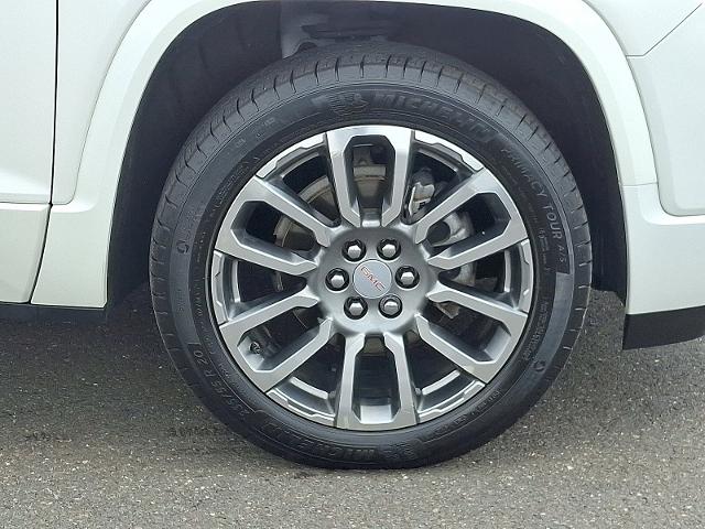 2023 GMC Acadia Vehicle Photo in TREVOSE, PA 19053-4984