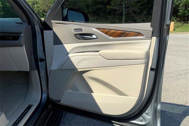 2023 Cadillac Escalade Vehicle Photo in KANSAS CITY, MO 64114-4545