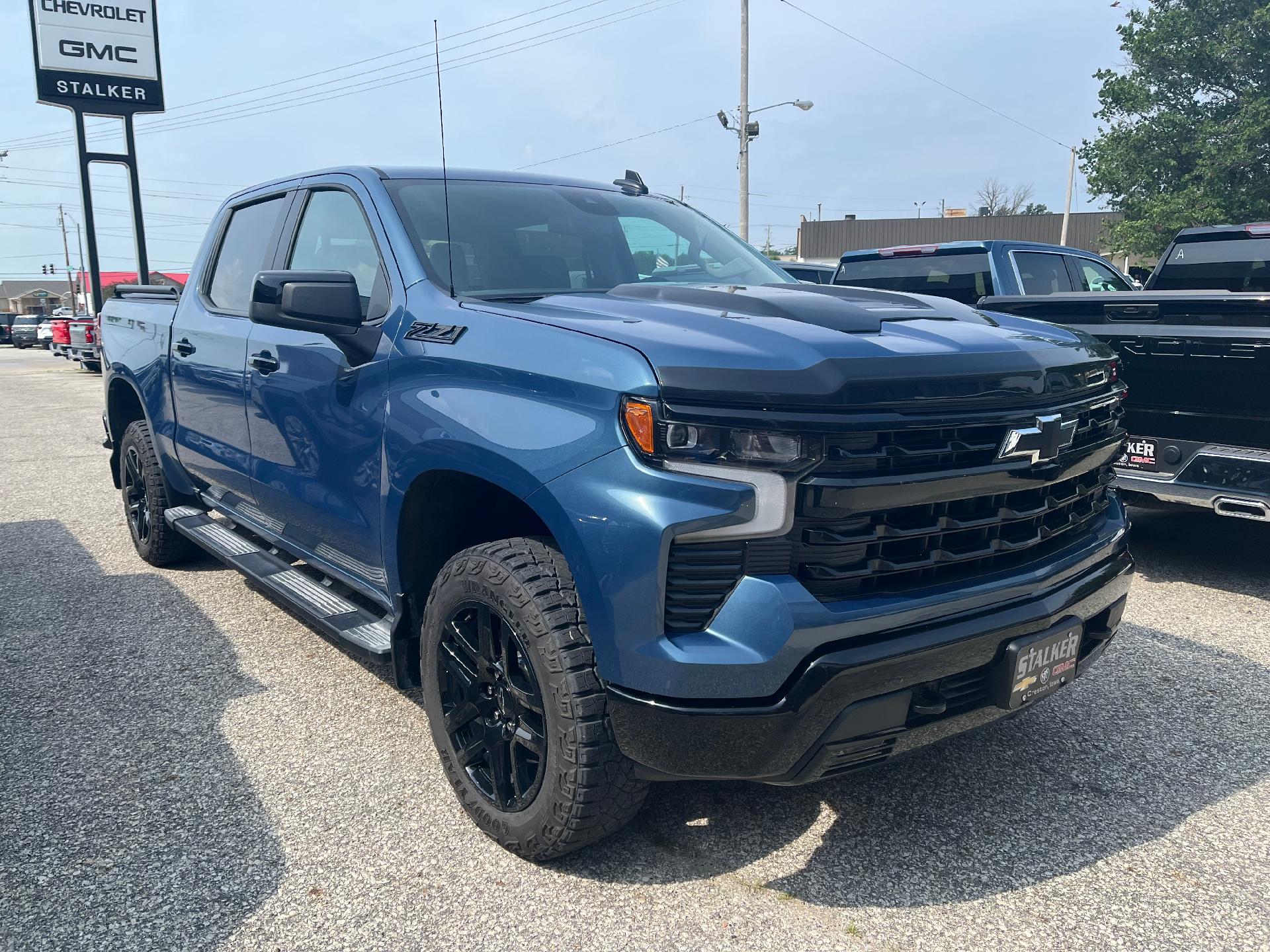 Right Side Box Kit | CHEVROLET SILVERADO 1500 LT TRAIL BOSS 2024 Right Side Box Kit | CHEVROLET SILVERADO 1500 LT TRAIL BOSS 2024