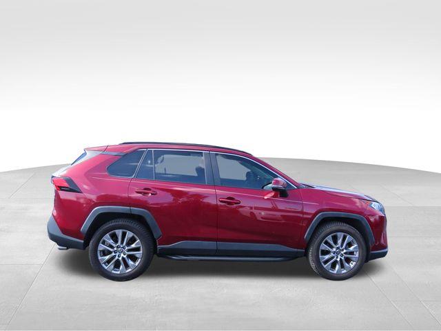 2019 Toyota RAV4 Vehicle Photo in DELRAY BEACH, FL 33483-3294