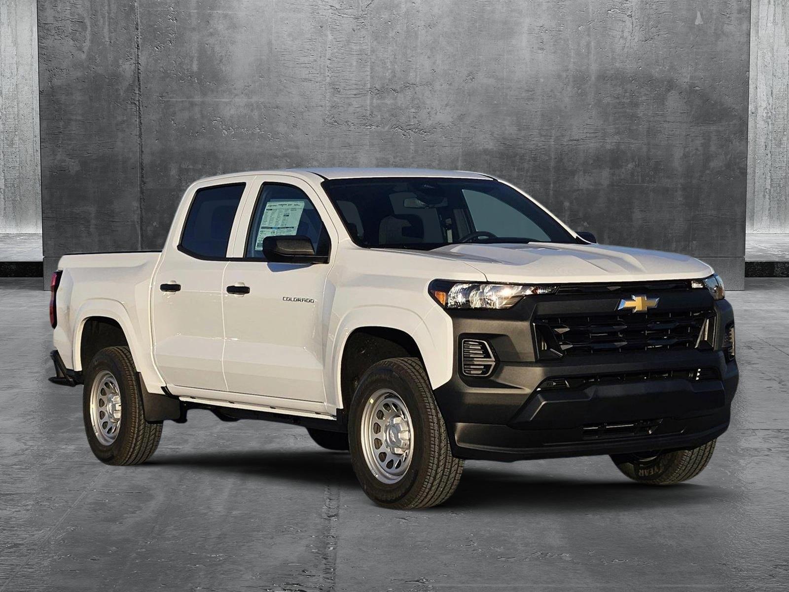 2024 Chevrolet Colorado Vehicle Photo in PEMBROKE PINES, FL 33024-6534