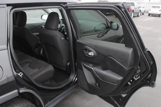 2021 Jeep Cherokee Vehicle Photo in GREEN BAY, WI 54304-5303