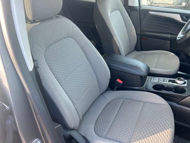 2022 Ford Escape Vehicle Photo in MEDINA, OH 44256-9631