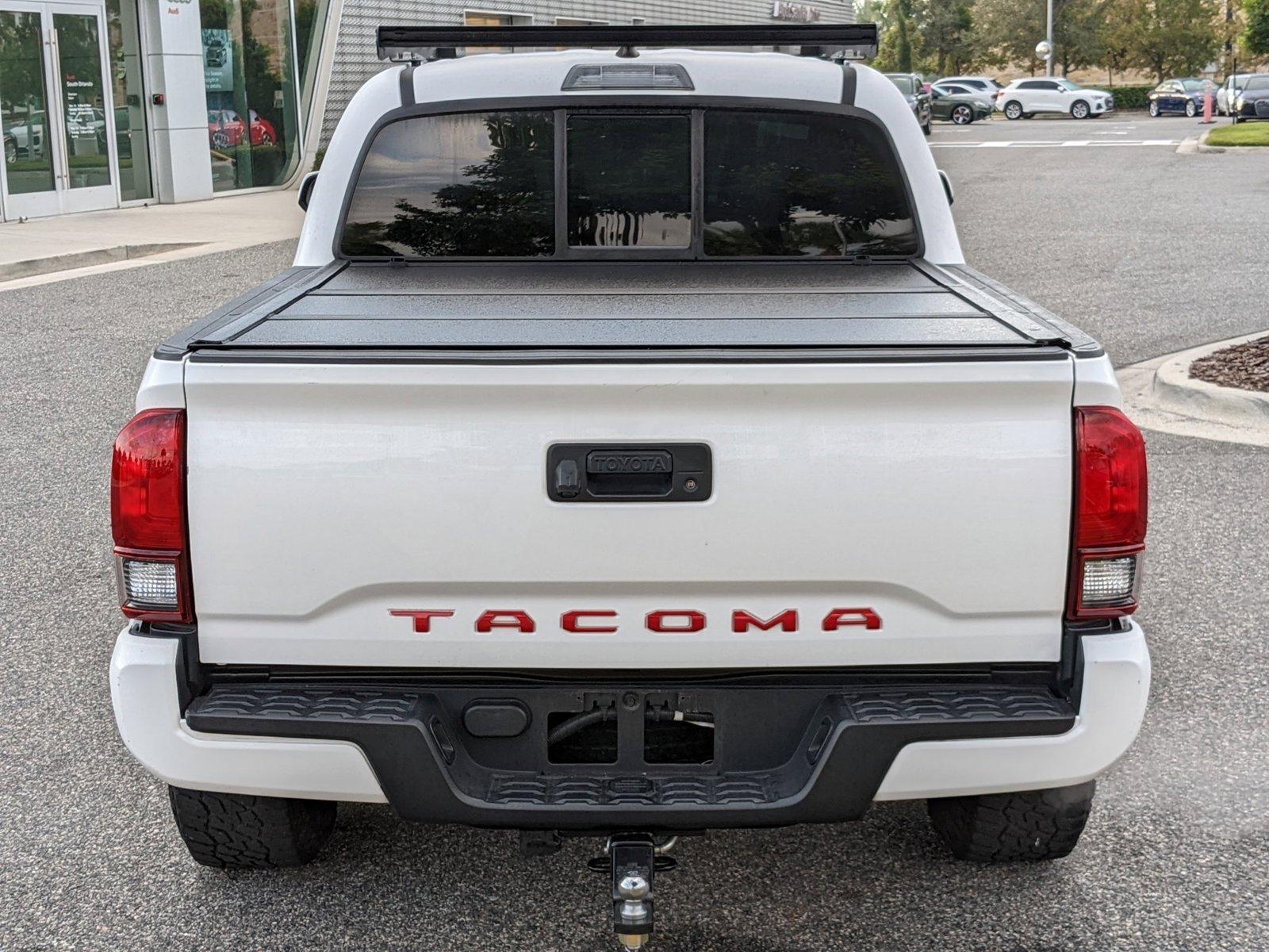 2019 Toyota Tacoma 2WD Vehicle Photo in Ft. Myers, FL 33907