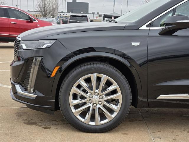 2025 Cadillac XT6 Vehicle Photo in Oklahoma City, OK 73114
