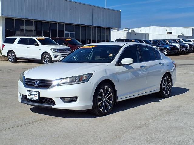 2015 Honda Accord Sedan Vehicle Photo in ROSENBERG, TX 77471-5675