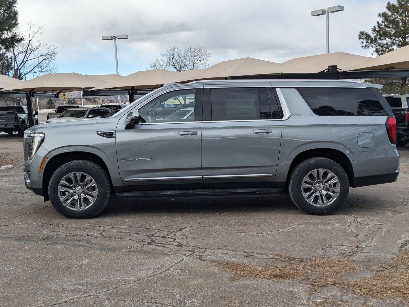 2025 GMC Yukon XL Vehicle Photo in GOLDEN, CO 80401-3850