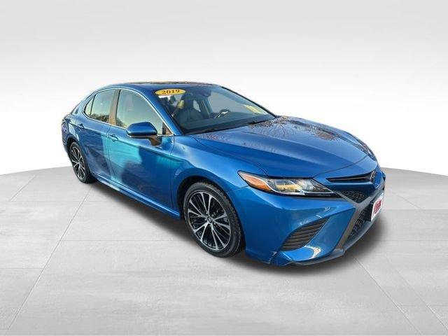 2019 Toyota Camry Vehicle Photo in MEDINA, OH 44256-9631