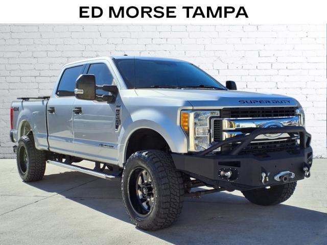 2017 Ford Super Duty F-250 SRW Vehicle Photo in TAMPA, FL 33612-3404