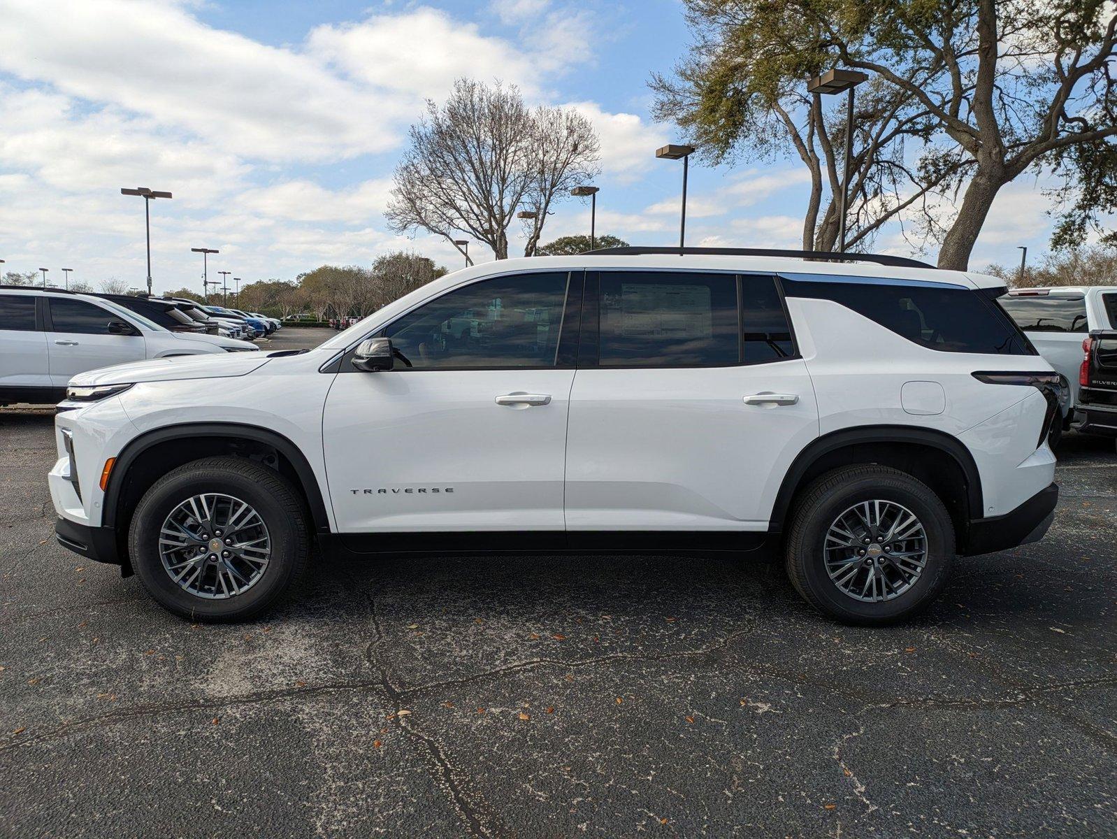 2025 Chevrolet Traverse Vehicle Photo in ORLANDO, FL 32812-3021